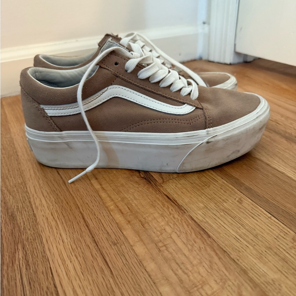 Vans Women's Sneakers in Brown and White